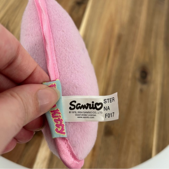 NWT Y2K Hello Kitty Plush Double Sided Door Hanger *READ STAINS* - Picture 10 of 14